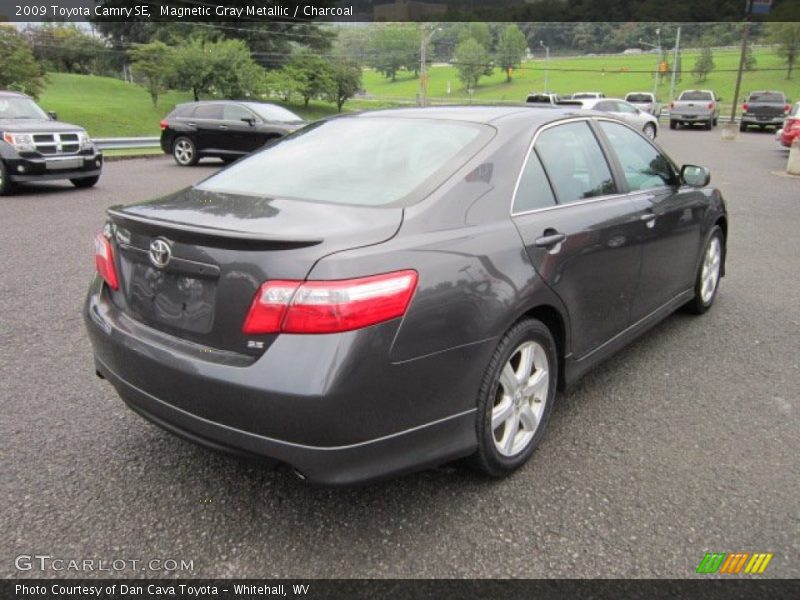 Magnetic Gray Metallic / Charcoal 2009 Toyota Camry SE