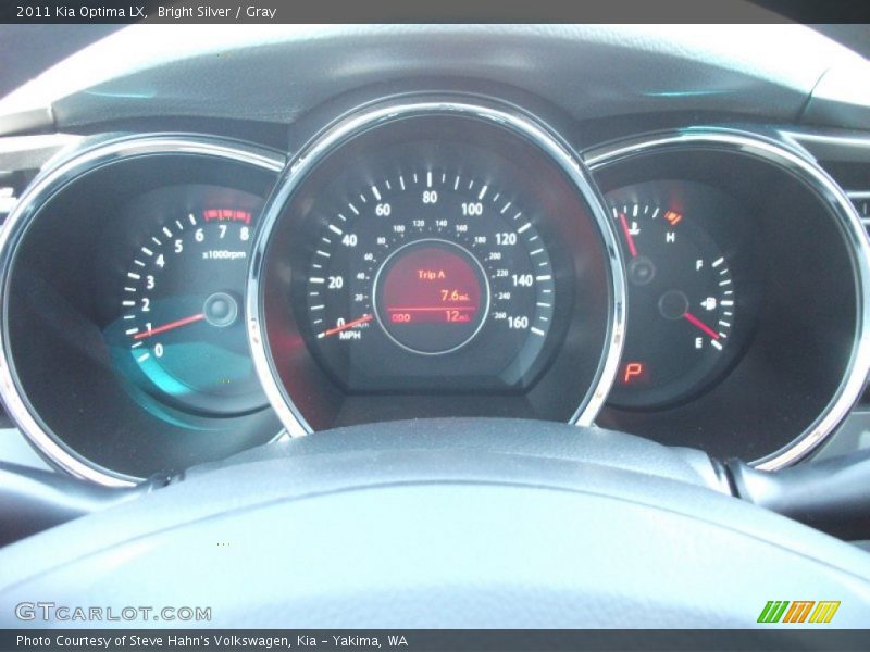 Bright Silver / Gray 2011 Kia Optima LX