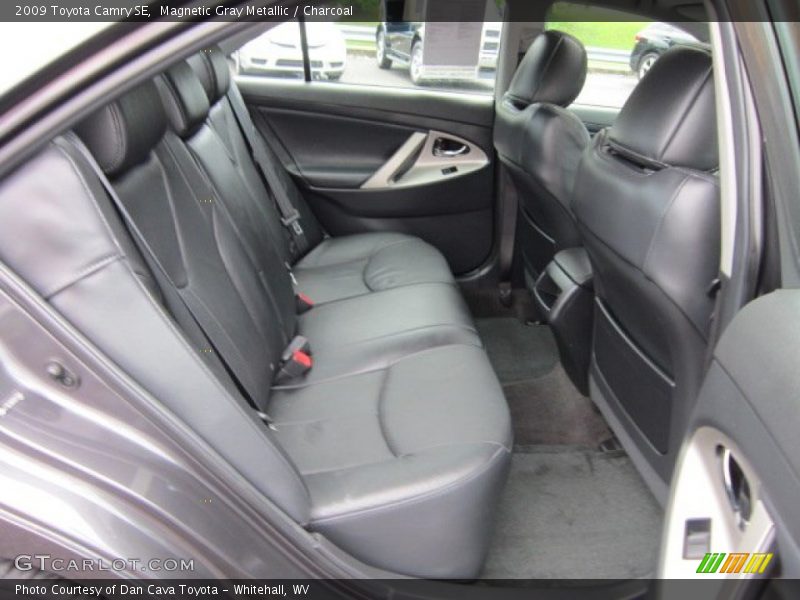 Magnetic Gray Metallic / Charcoal 2009 Toyota Camry SE