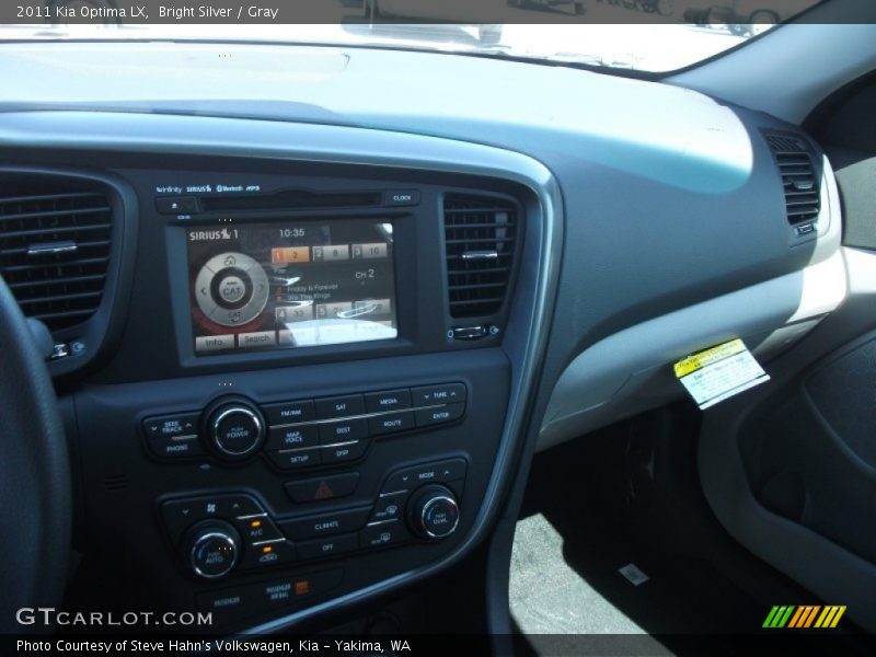 Bright Silver / Gray 2011 Kia Optima LX