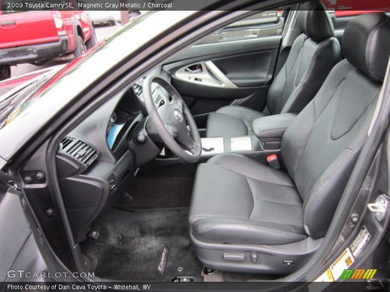 Magnetic Gray Metallic / Charcoal 2009 Toyota Camry SE