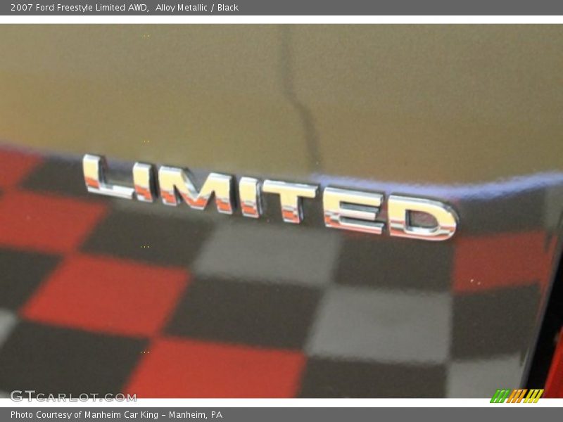  2007 Freestyle Limited AWD Logo