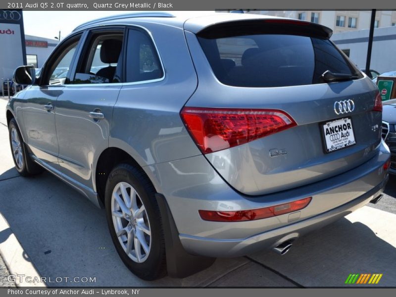 Quartz Grey Metallic / Black 2011 Audi Q5 2.0T quattro
