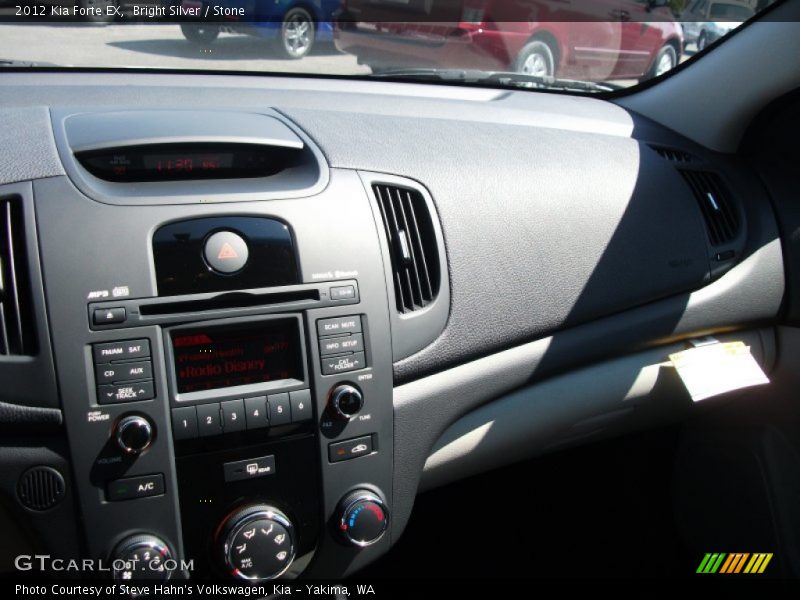 Bright Silver / Stone 2012 Kia Forte EX