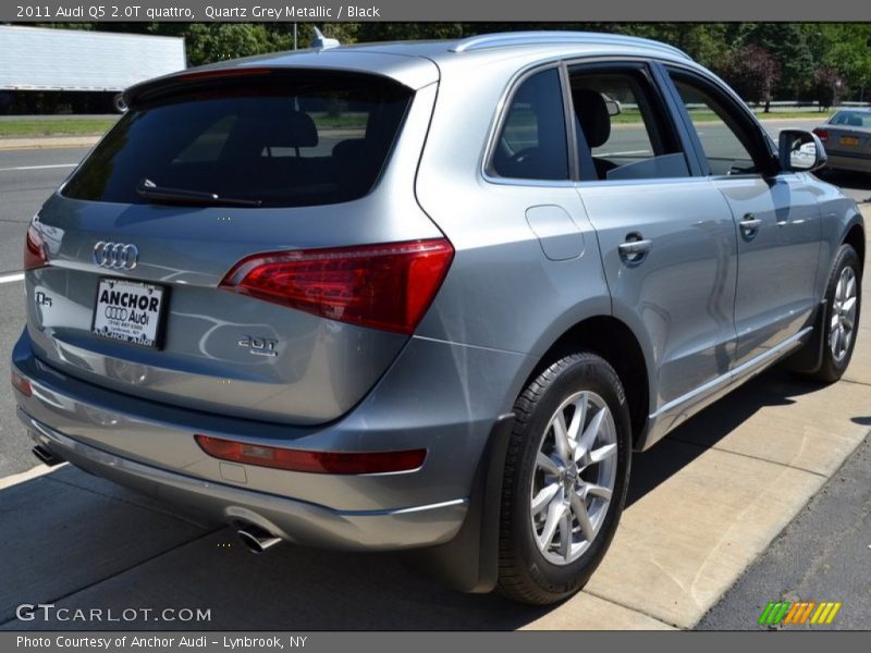 Quartz Grey Metallic / Black 2011 Audi Q5 2.0T quattro