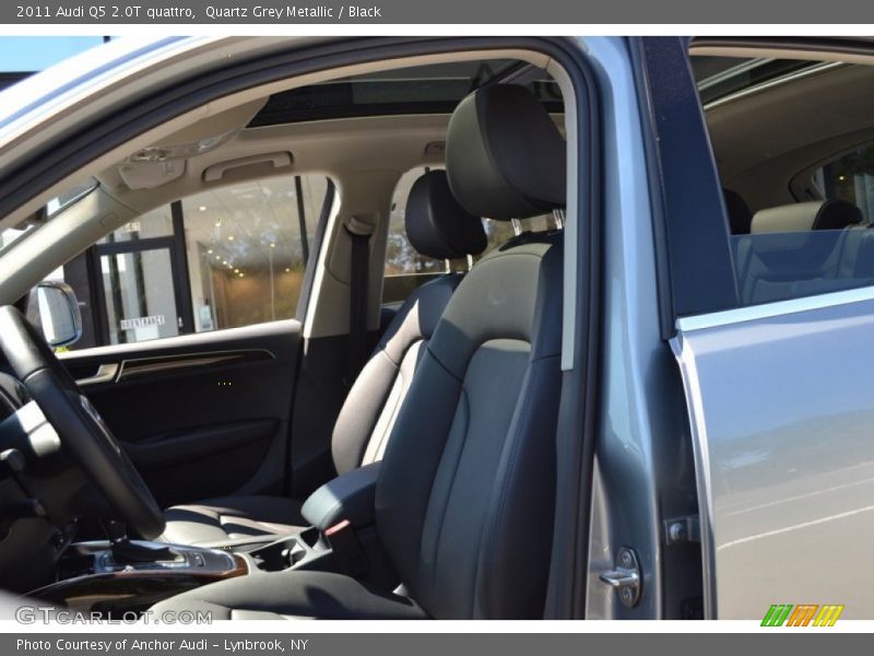 Quartz Grey Metallic / Black 2011 Audi Q5 2.0T quattro