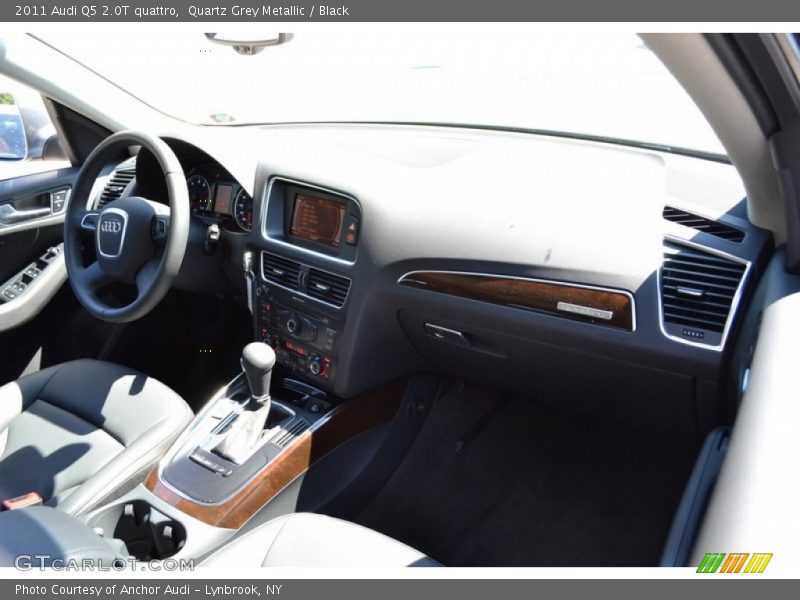 Quartz Grey Metallic / Black 2011 Audi Q5 2.0T quattro