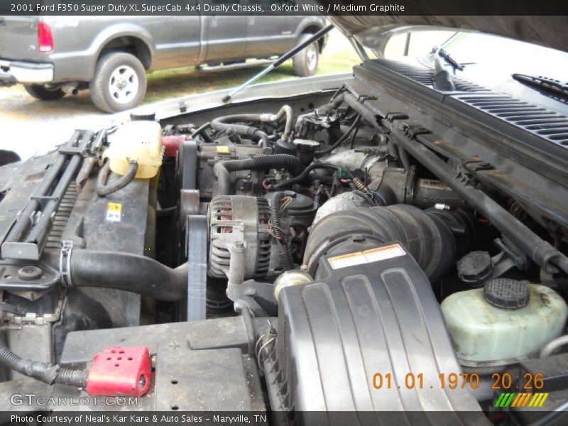Oxford White / Medium Graphite 2001 Ford F350 Super Duty XL SuperCab 4x4 Dually Chassis
