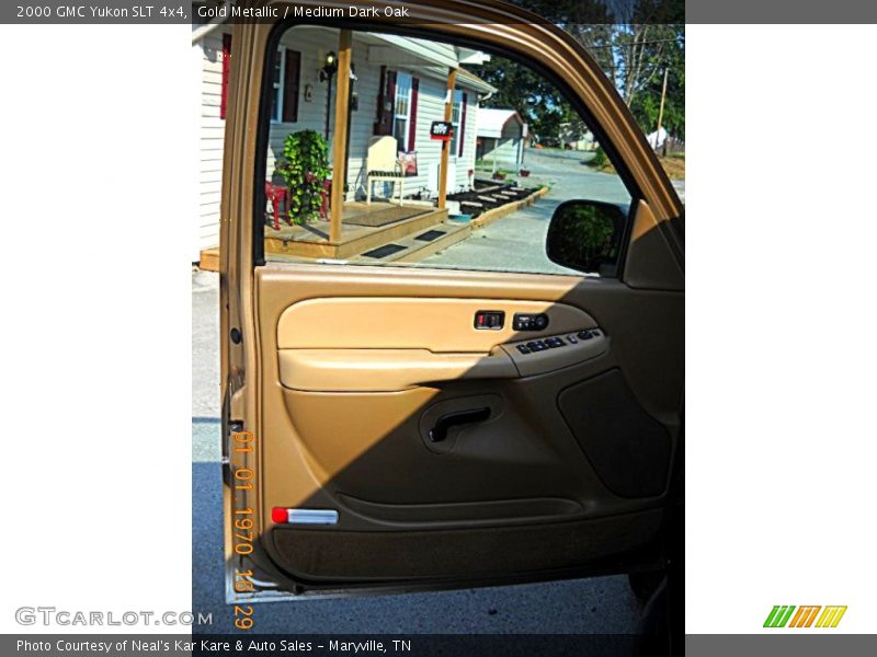 Gold Metallic / Medium Dark Oak 2000 GMC Yukon SLT 4x4