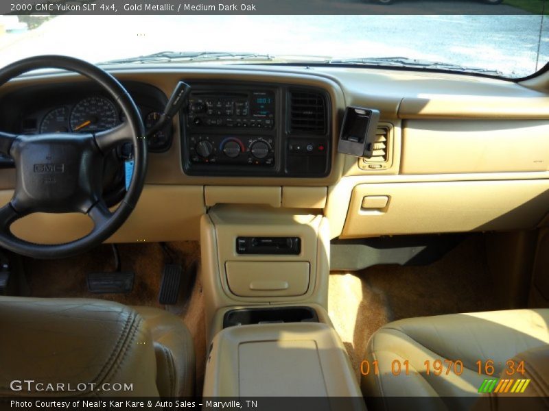 Gold Metallic / Medium Dark Oak 2000 GMC Yukon SLT 4x4