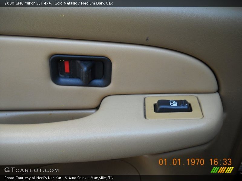 Gold Metallic / Medium Dark Oak 2000 GMC Yukon SLT 4x4