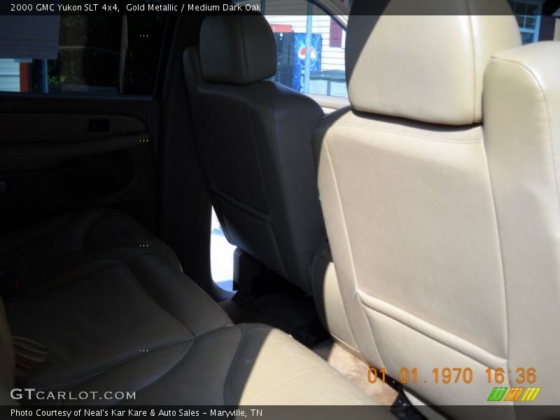 Gold Metallic / Medium Dark Oak 2000 GMC Yukon SLT 4x4