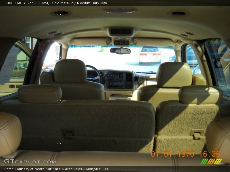 Gold Metallic / Medium Dark Oak 2000 GMC Yukon SLT 4x4
