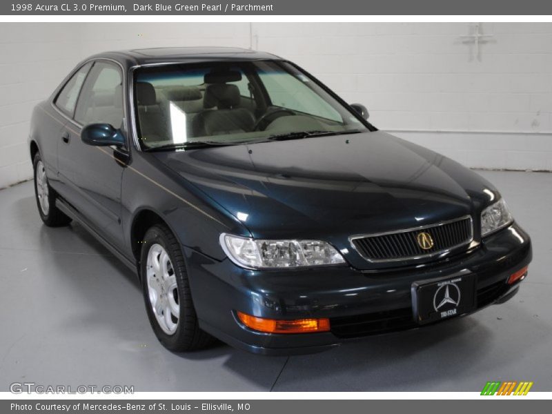 Front 3/4 View of 1998 CL 3.0 Premium