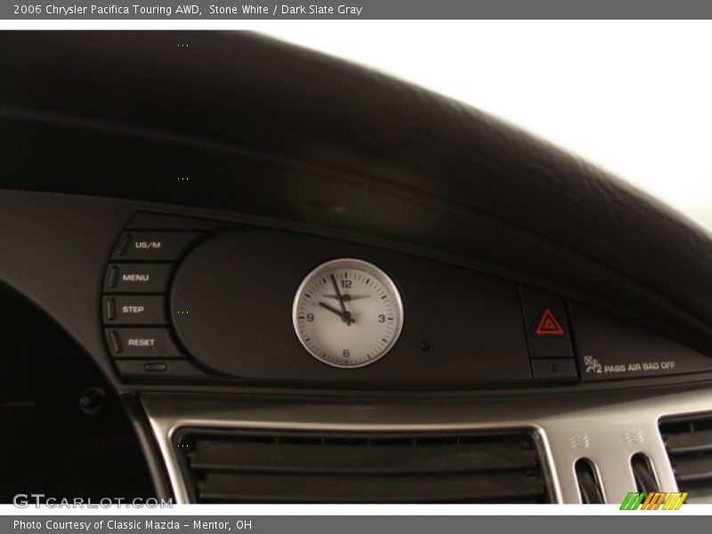Stone White / Dark Slate Gray 2006 Chrysler Pacifica Touring AWD