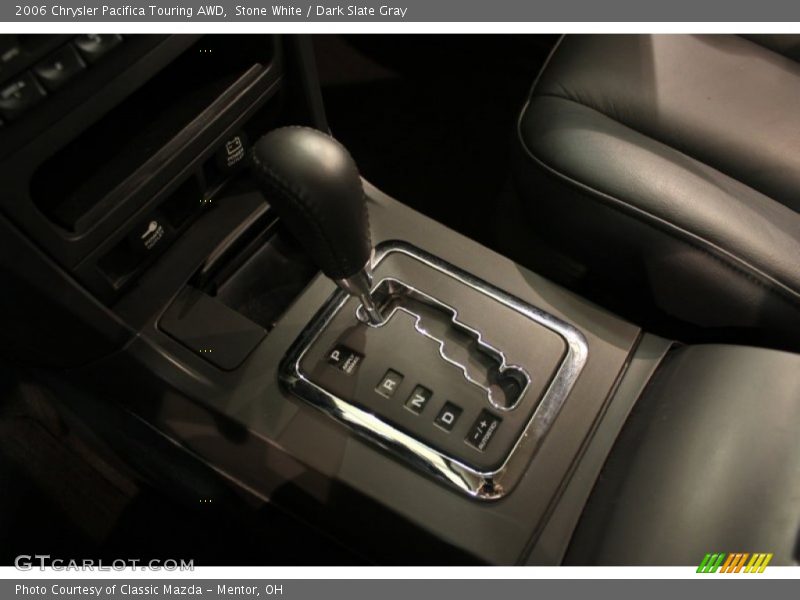 Stone White / Dark Slate Gray 2006 Chrysler Pacifica Touring AWD