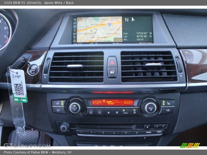 Alpine White / Black 2009 BMW X5 xDrive30i