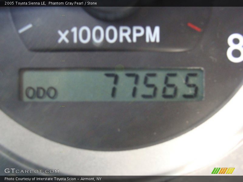 Phantom Gray Pearl / Stone 2005 Toyota Sienna LE