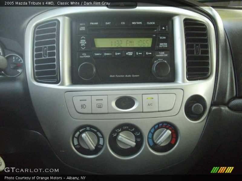 Classic White / Dark Flint Gray 2005 Mazda Tribute s 4WD