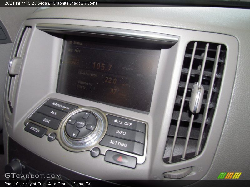 Controls of 2011 G 25 Sedan