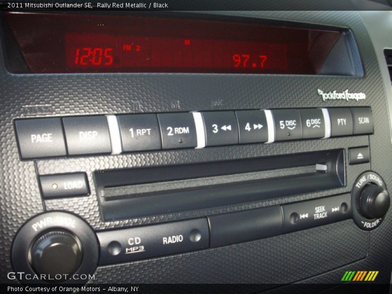 Rally Red Metallic / Black 2011 Mitsubishi Outlander SE