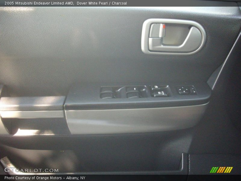 Dover White Pearl / Charcoal 2005 Mitsubishi Endeavor Limited AWD