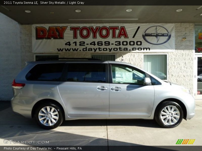 Silver Sky Metallic / Light Gray 2011 Toyota Sienna LE