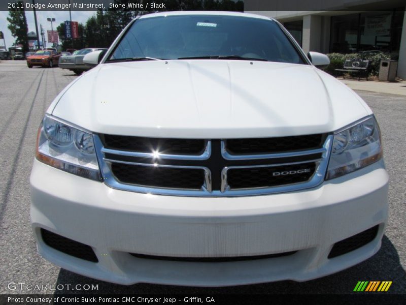 Stone White / Black 2011 Dodge Avenger Mainstreet