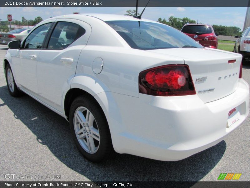 Stone White / Black 2011 Dodge Avenger Mainstreet