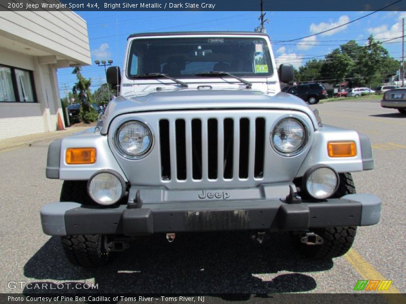 Bright Silver Metallic / Dark Slate Gray 2005 Jeep Wrangler Sport 4x4