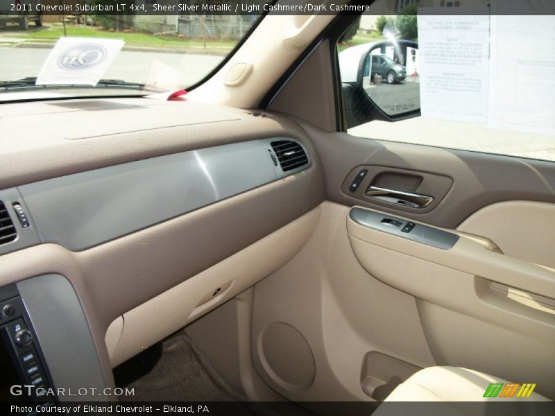 Sheer Silver Metallic / Light Cashmere/Dark Cashmere 2011 Chevrolet Suburban LT 4x4