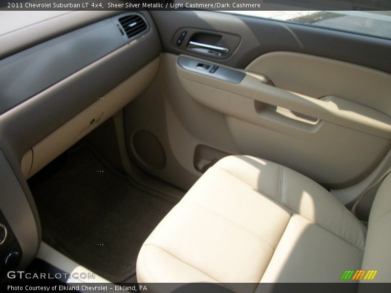 Sheer Silver Metallic / Light Cashmere/Dark Cashmere 2011 Chevrolet Suburban LT 4x4