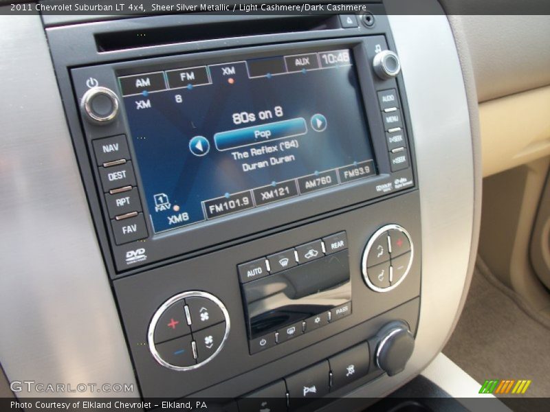 Sheer Silver Metallic / Light Cashmere/Dark Cashmere 2011 Chevrolet Suburban LT 4x4