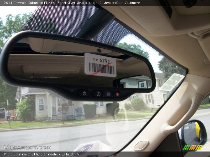 Sheer Silver Metallic / Light Cashmere/Dark Cashmere 2011 Chevrolet Suburban LT 4x4