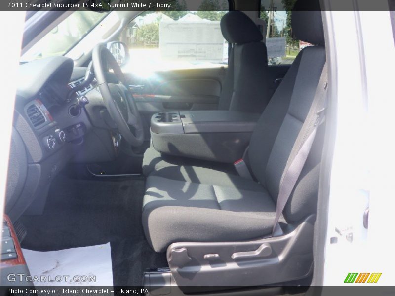 Summit White / Ebony 2011 Chevrolet Suburban LS 4x4