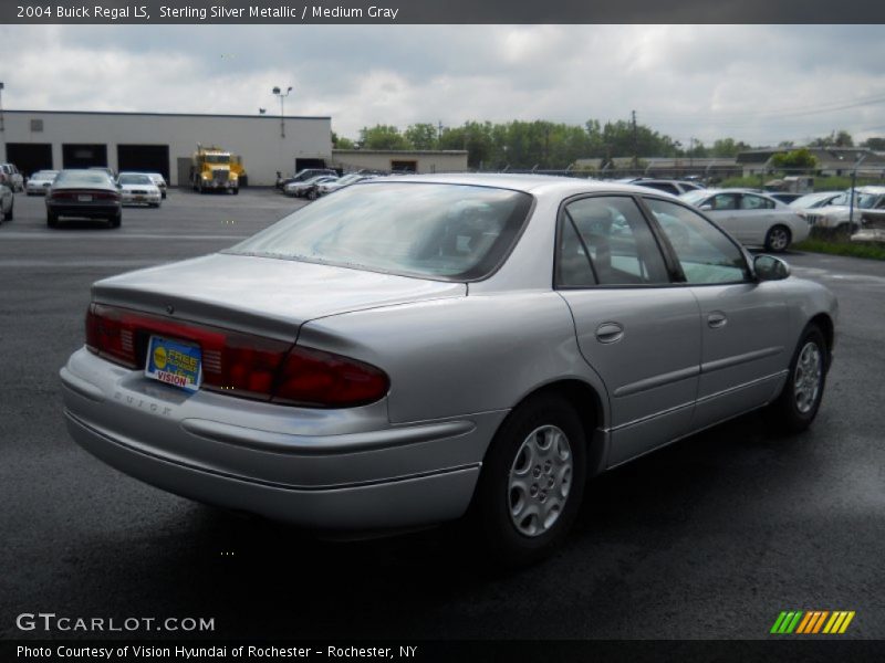 Sterling Silver Metallic / Medium Gray 2004 Buick Regal LS