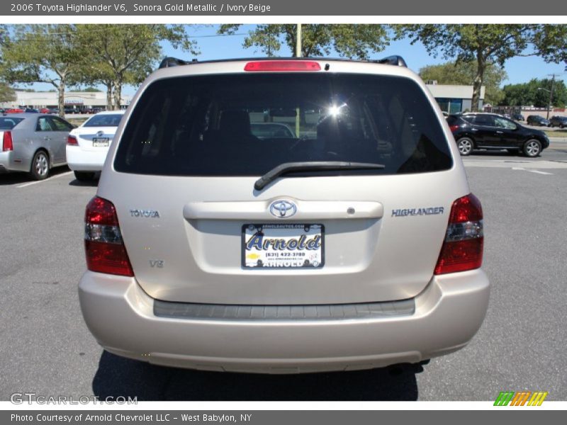 Sonora Gold Metallic / Ivory Beige 2006 Toyota Highlander V6