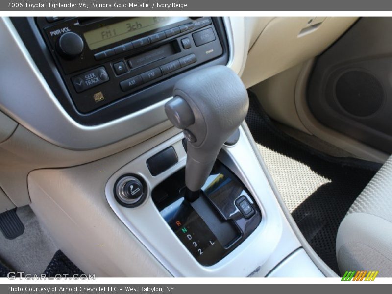 Sonora Gold Metallic / Ivory Beige 2006 Toyota Highlander V6