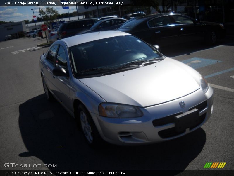 Bright Silver Metallic / Dark Slate Gray 2003 Dodge Stratus SE Sedan