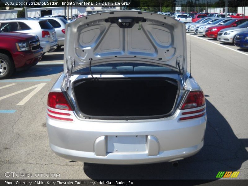 Bright Silver Metallic / Dark Slate Gray 2003 Dodge Stratus SE Sedan