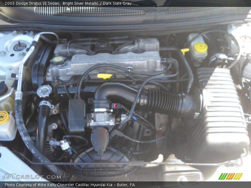 Bright Silver Metallic / Dark Slate Gray 2003 Dodge Stratus SE Sedan