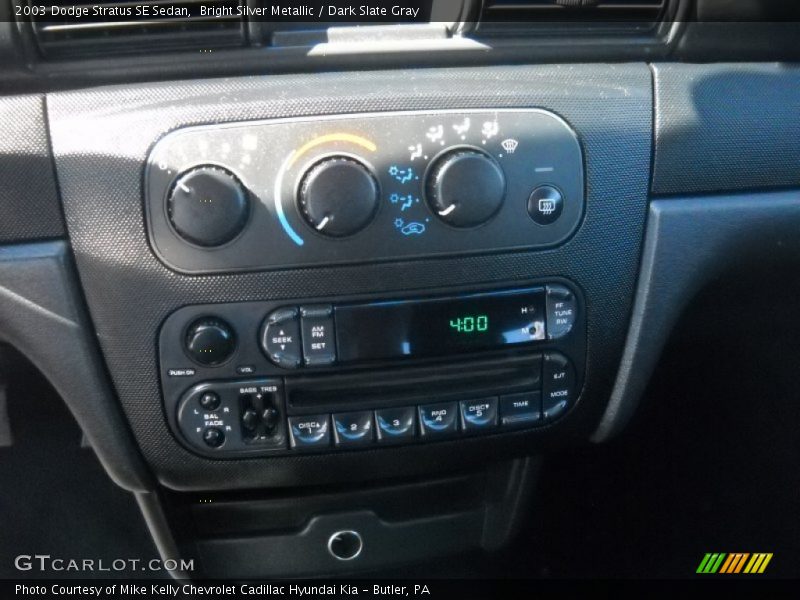 Audio System of 2003 Stratus SE Sedan