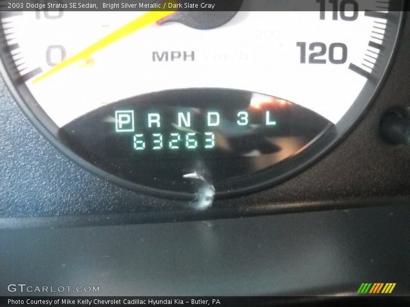 Bright Silver Metallic / Dark Slate Gray 2003 Dodge Stratus SE Sedan