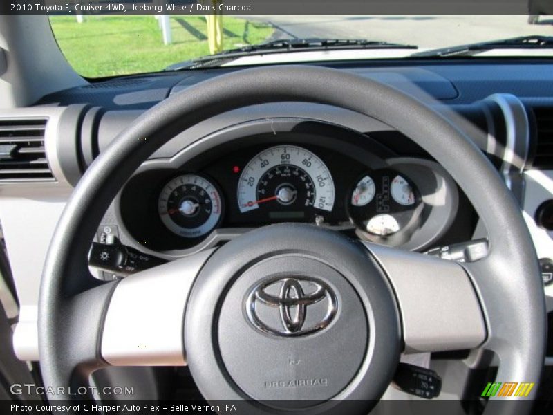 Iceberg White / Dark Charcoal 2010 Toyota FJ Cruiser 4WD