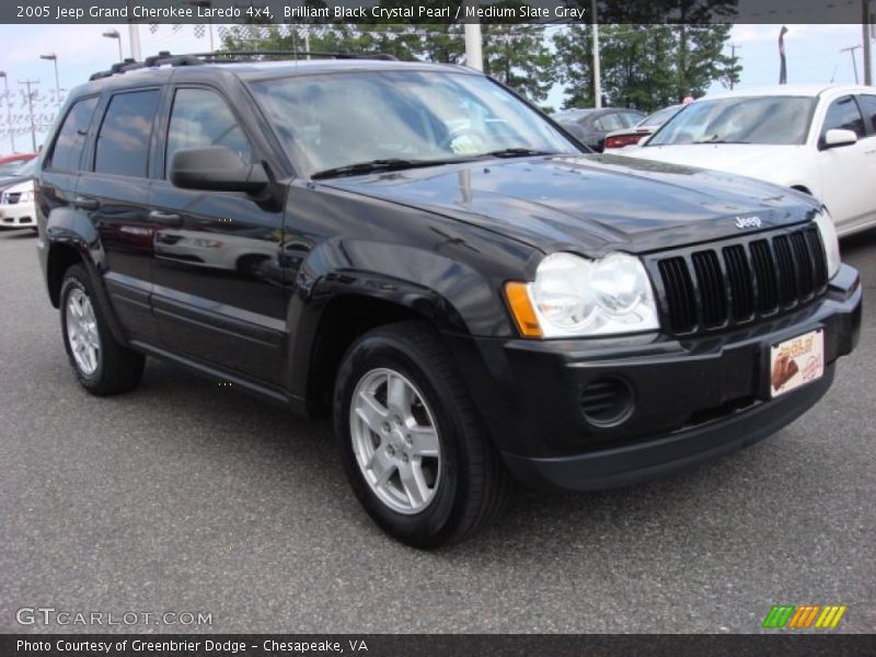 Brilliant Black Crystal Pearl / Medium Slate Gray 2005 Jeep Grand Cherokee Laredo 4x4