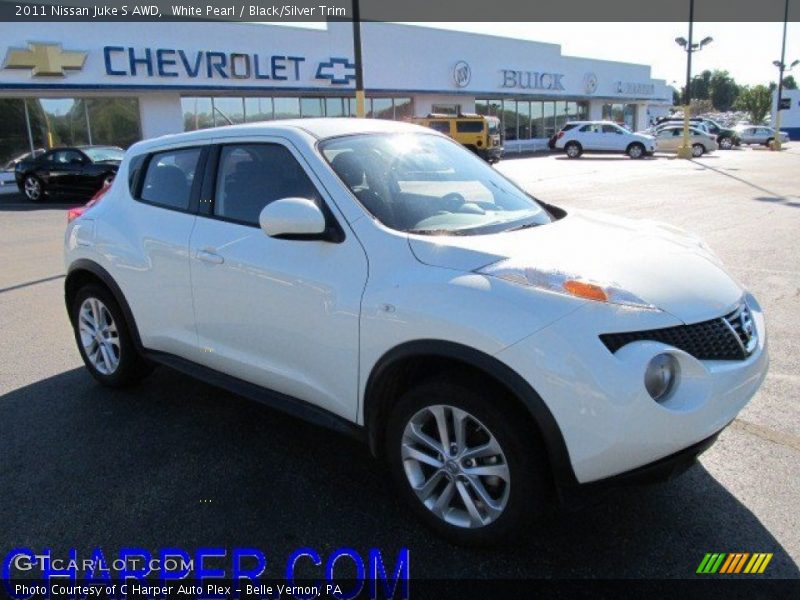 White Pearl / Black/Silver Trim 2011 Nissan Juke S AWD