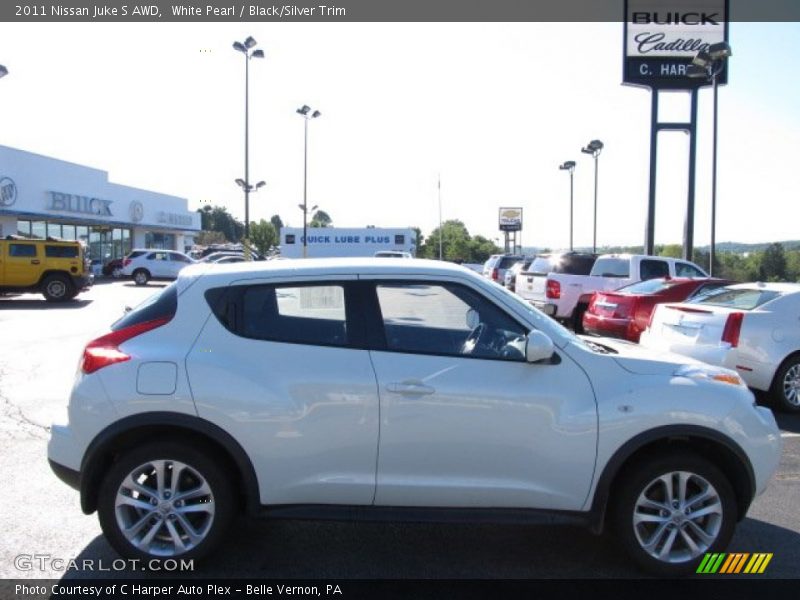 White Pearl / Black/Silver Trim 2011 Nissan Juke S AWD