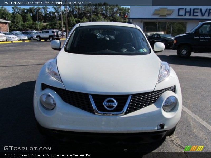 White Pearl / Black/Silver Trim 2011 Nissan Juke S AWD