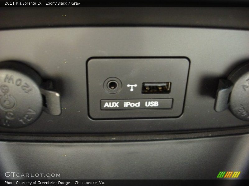 Ebony Black / Gray 2011 Kia Sorento LX