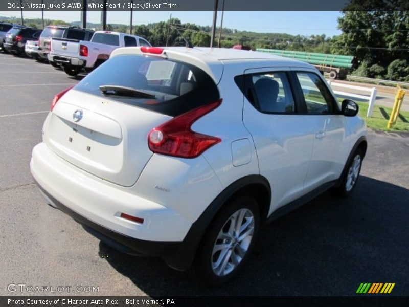 White Pearl / Black/Silver Trim 2011 Nissan Juke S AWD